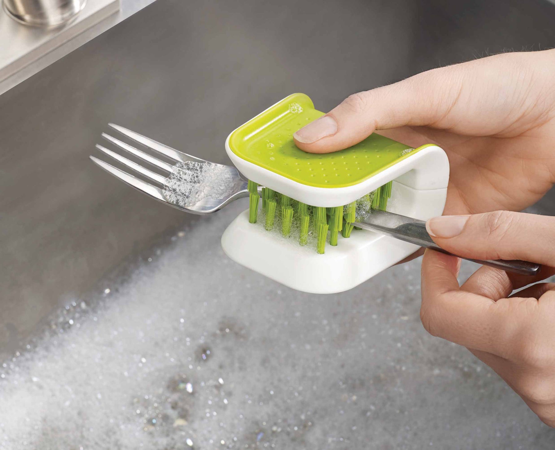BladeBrush™ Knife & Cutlery Cleaning Brush - 85105 - Image 4
