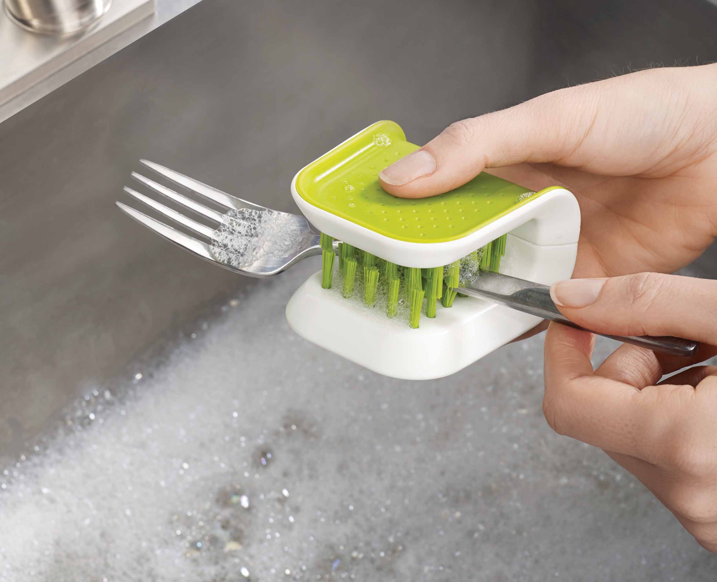 BladeBrush™ Knife & Cutlery Cleaning Brush - 85105 - Image 4
