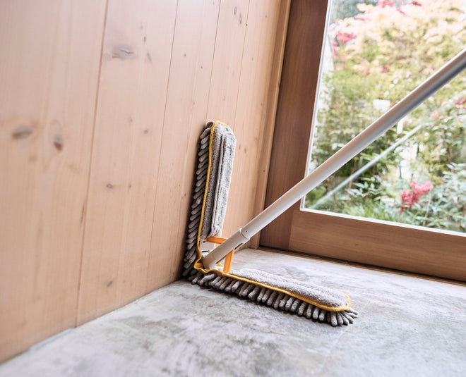 CleanTech™ Adjustable Floor Duster