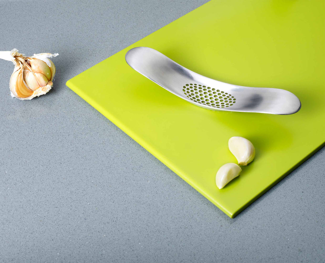 Rocker™ Garlic Crusher Silver Joseph Joseph