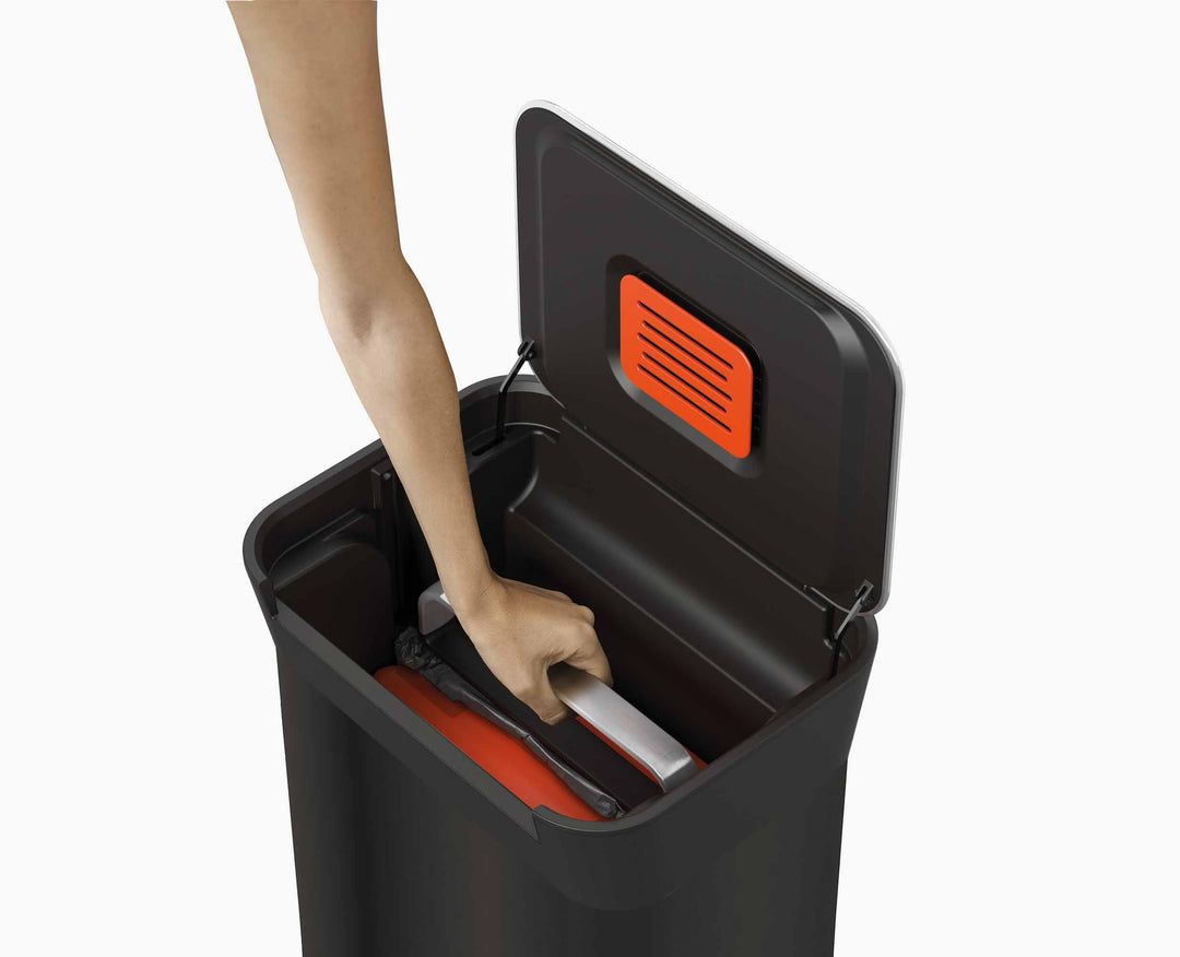 Titan 30L Trash Compactor (Black) | Joseph Joseph US