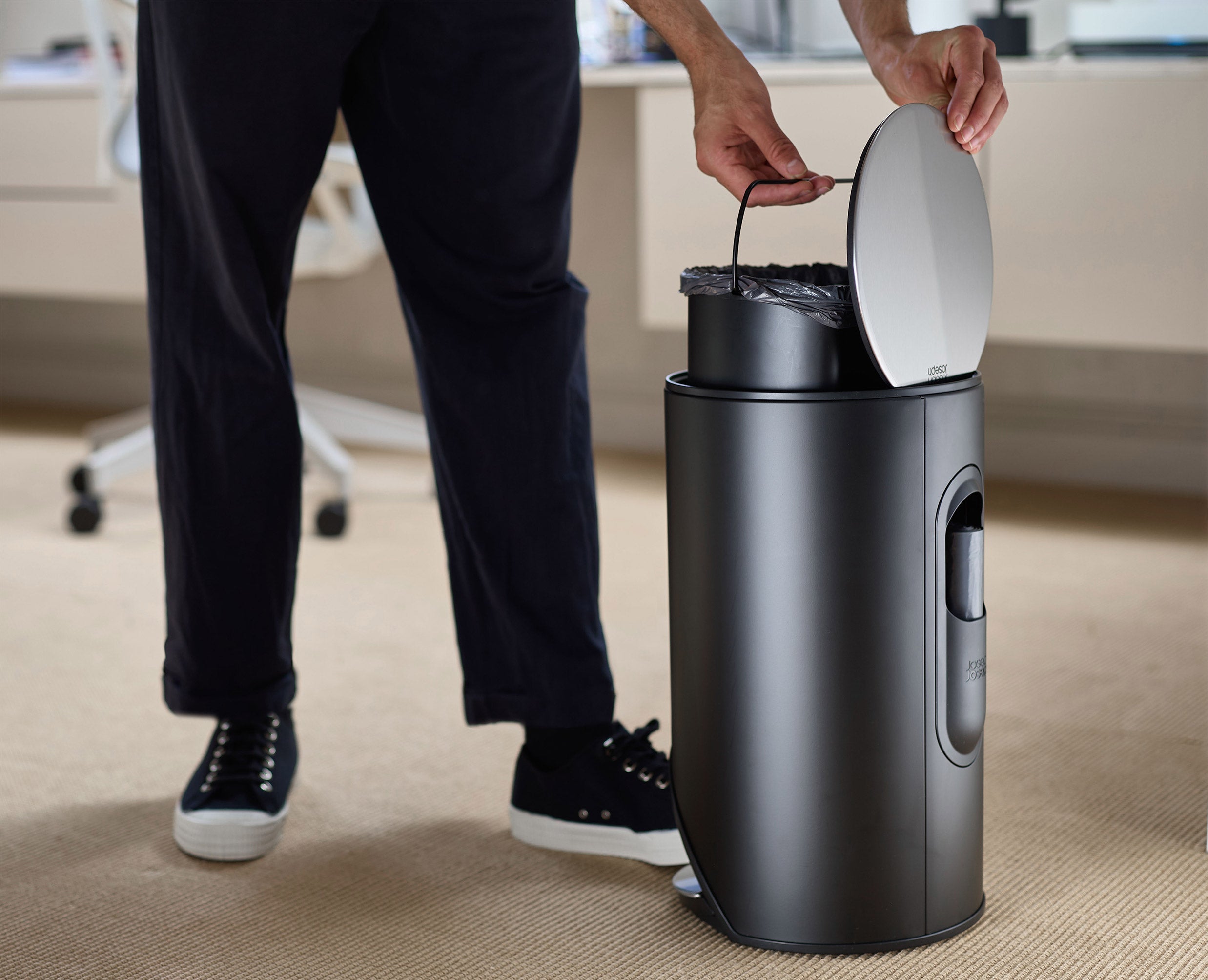 10L Black Step Trash Can Set & Bin Liners | Joseph Joseph US