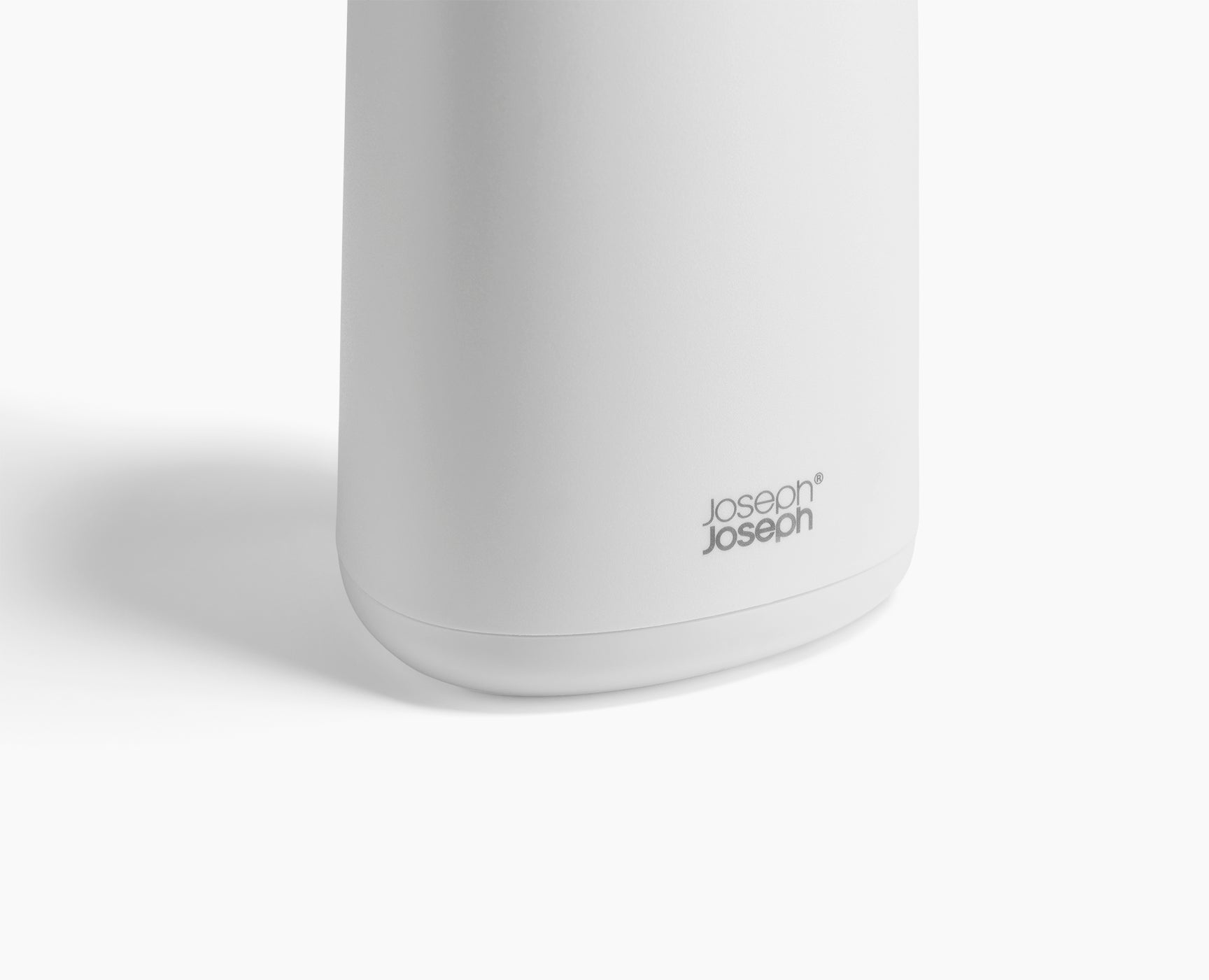 Flex™ 360 Lite Pack of 2 Matt White Toilet Brushes