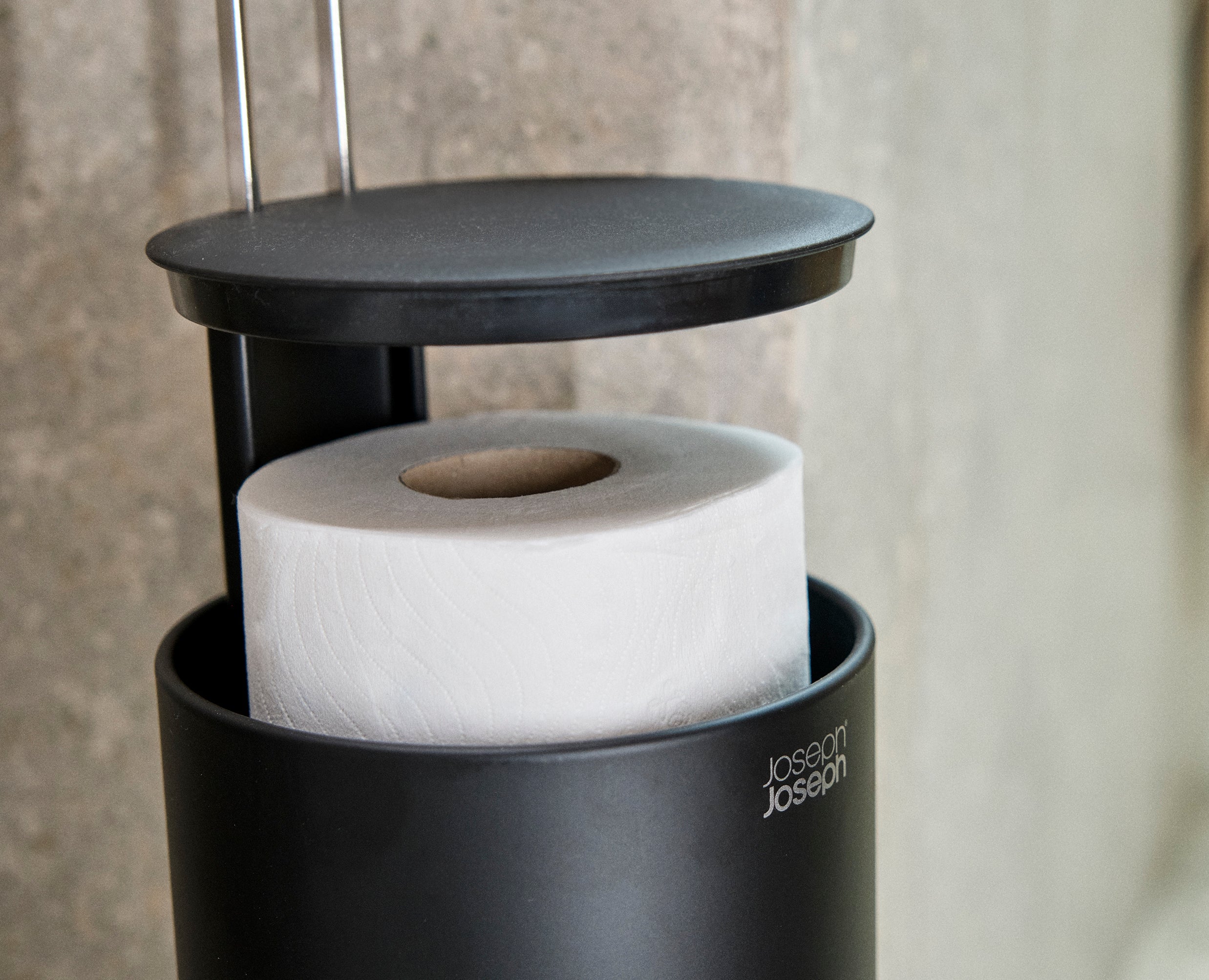 EasyStore™ Black Toilet Paper Holder | Joseph Joseph US