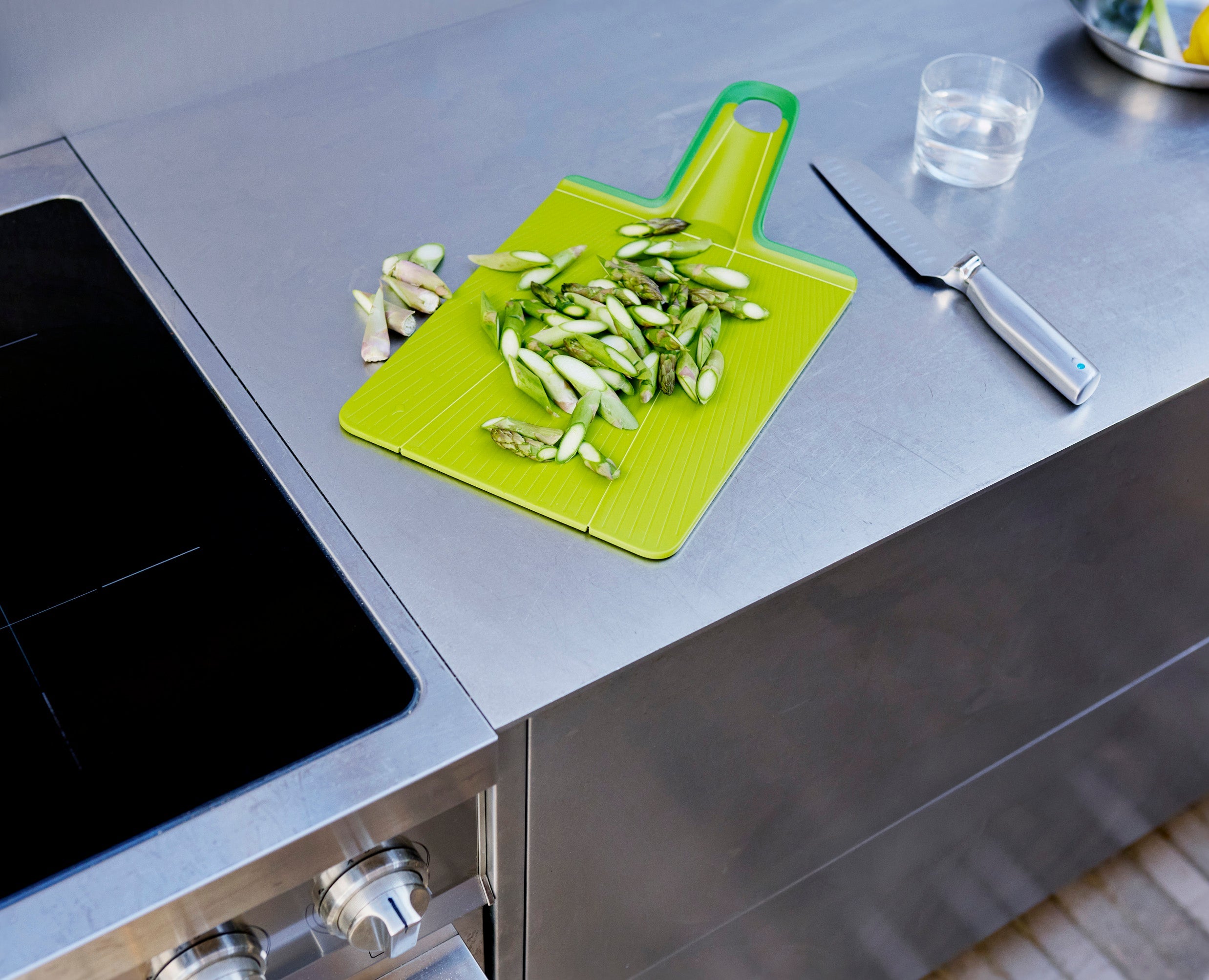 Chop2Pot™ Plus Folding Cutting Board - Green | Joseph Joseph US