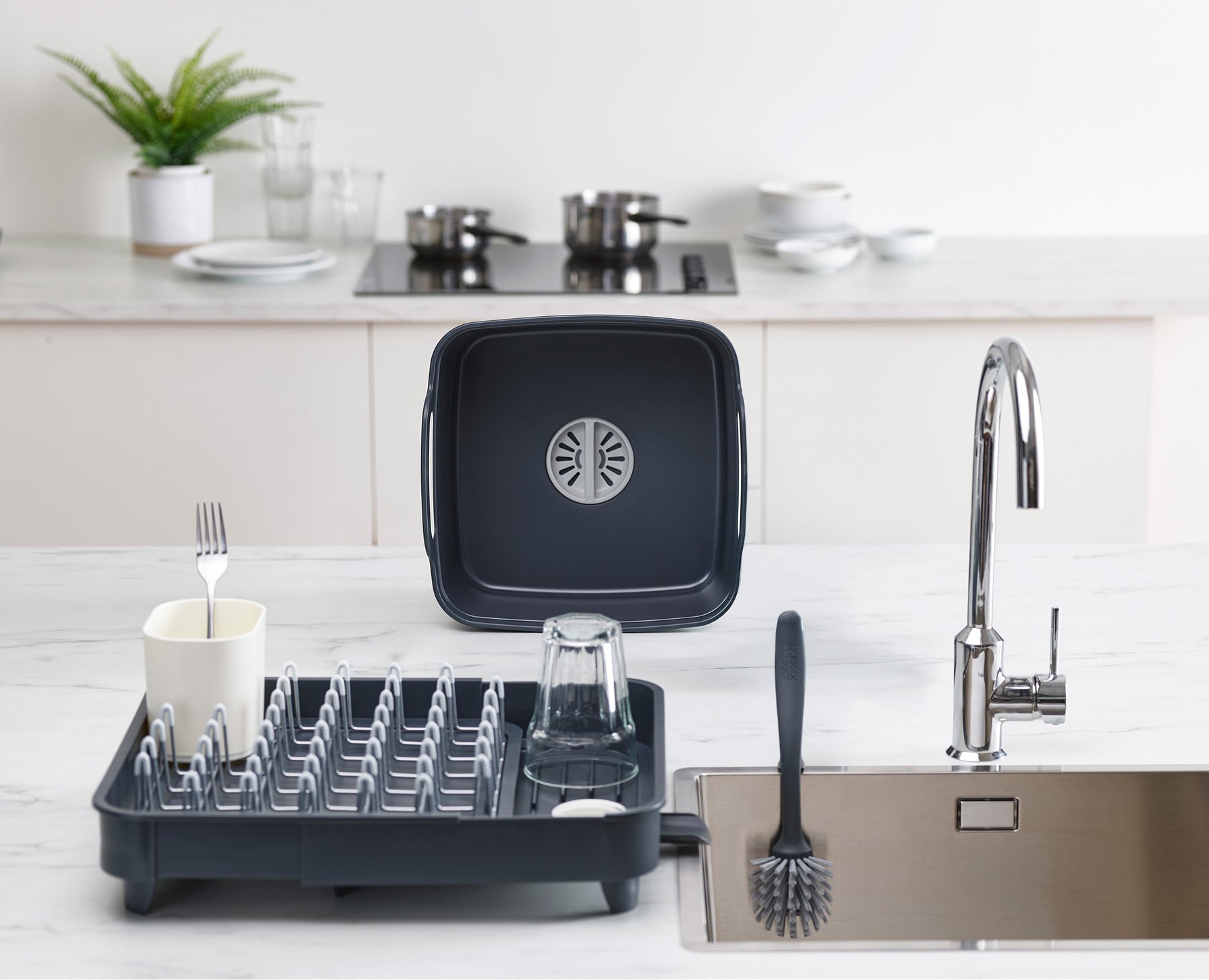 3-piece Gray Drainer, Washing-up Bowl &amp; Brush Set