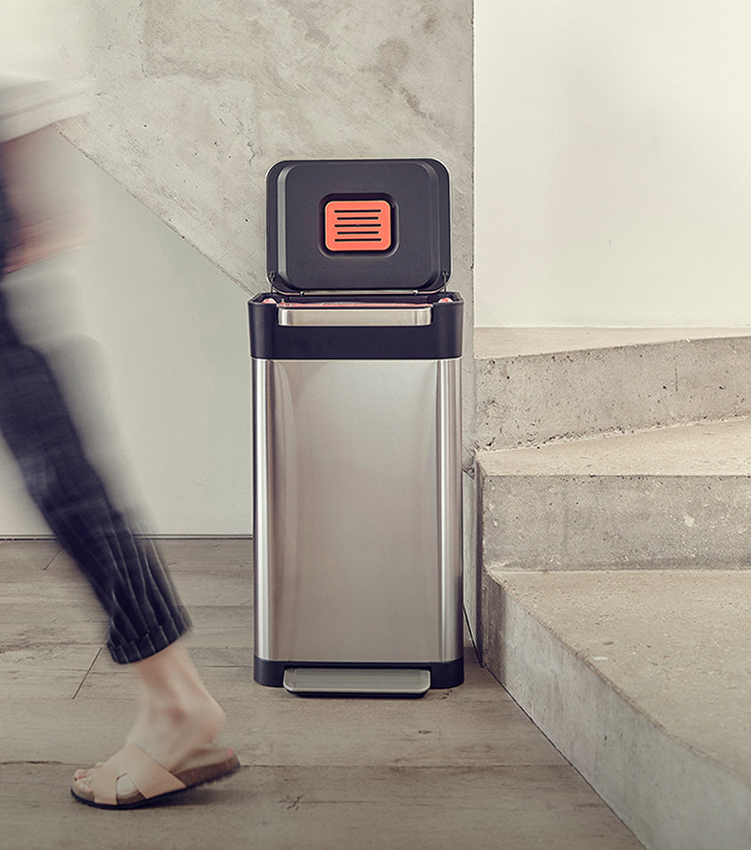 Titan Trash Compactors | Joseph Joseph US