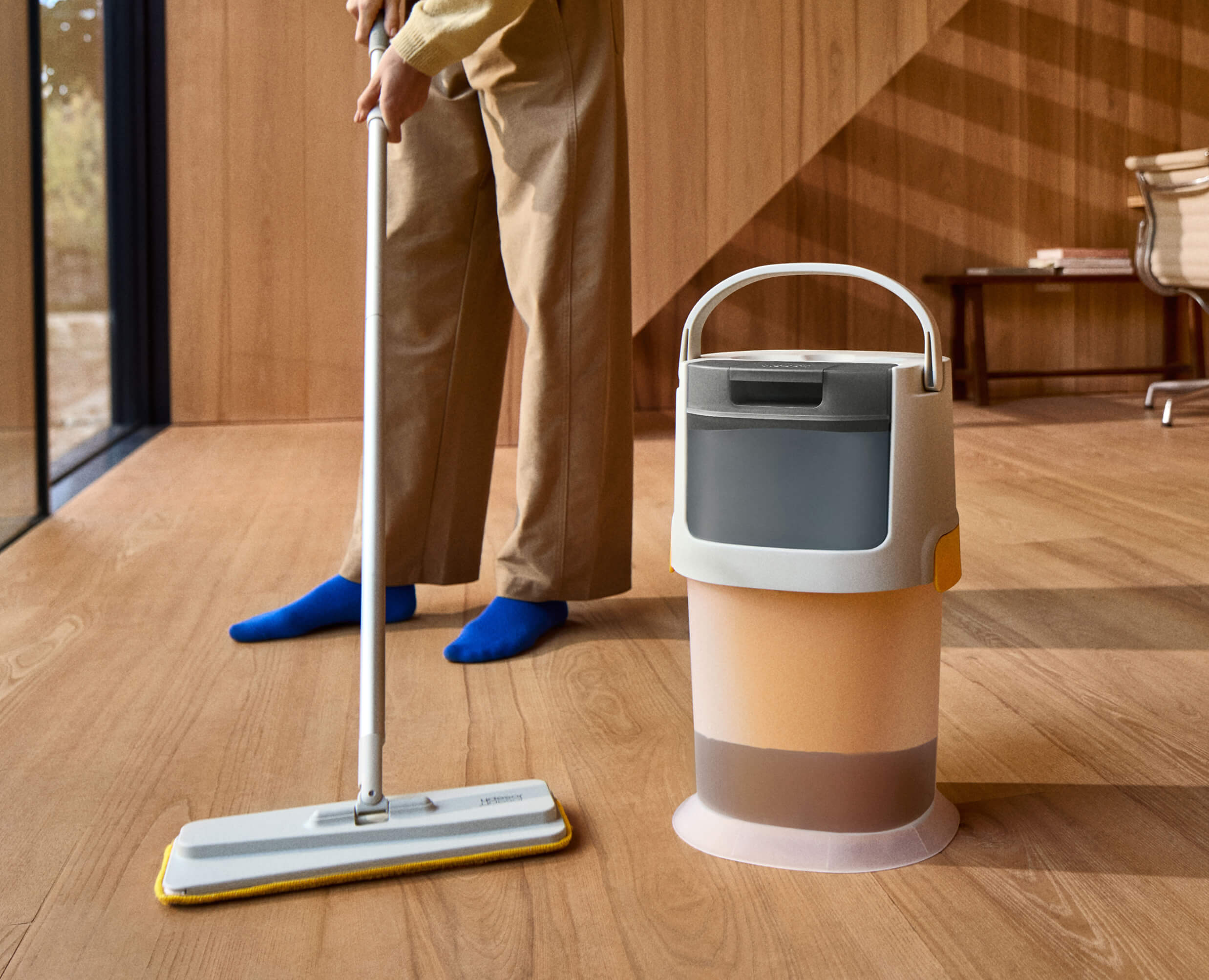 Self-Cleaning Microfiber Mop and Bucket | Joseph Joseph US