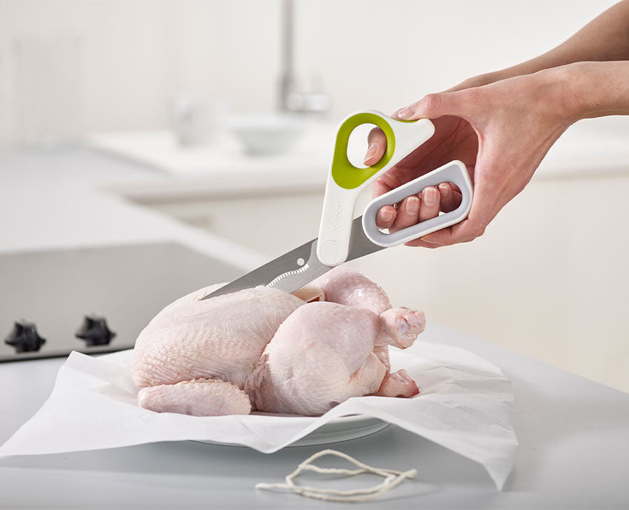 PowerGrip™ Kitchen Scissors | Joseph Joseph US
