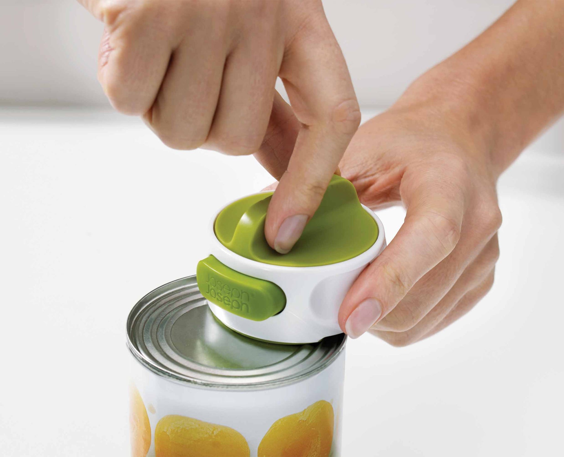 Try Before You Buy: 'Tornado' can opener