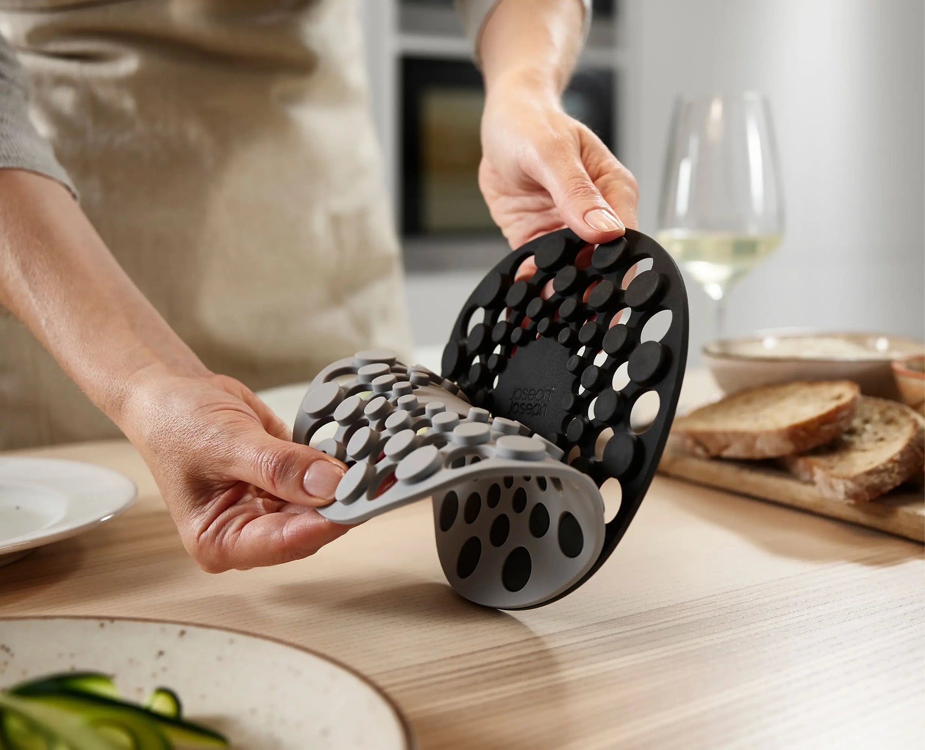 Spot-On™ Set of 2 Silicone Trivets