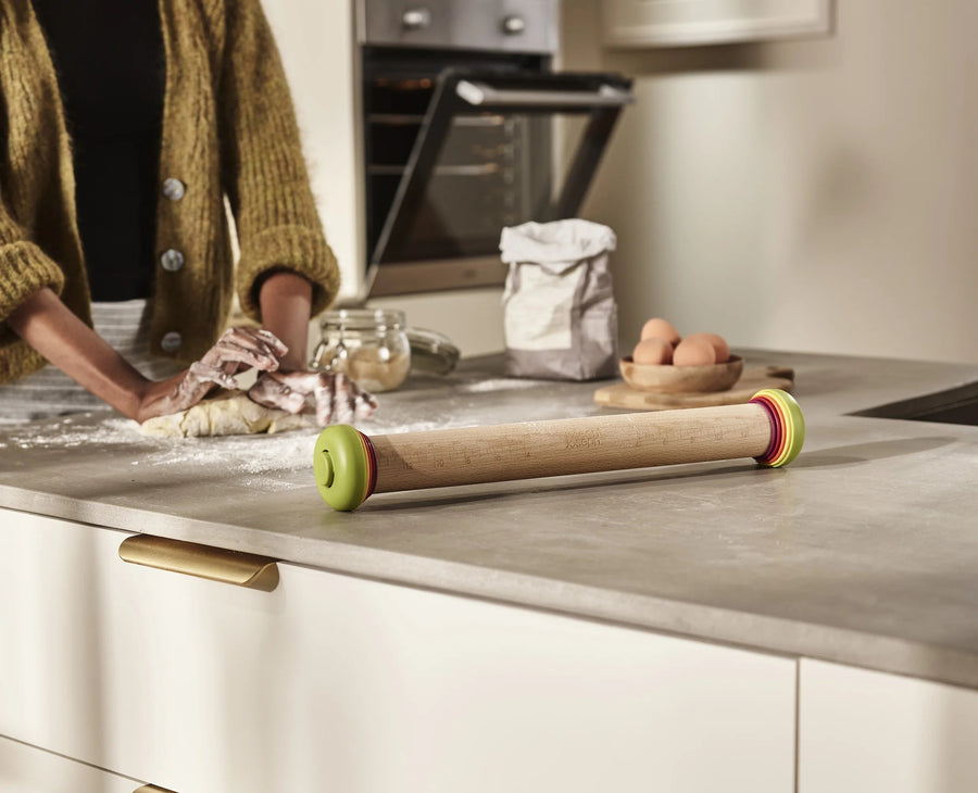 PrecisionPin™ Adjustable Rolling Pin - Multicolor | Joseph Joseph US