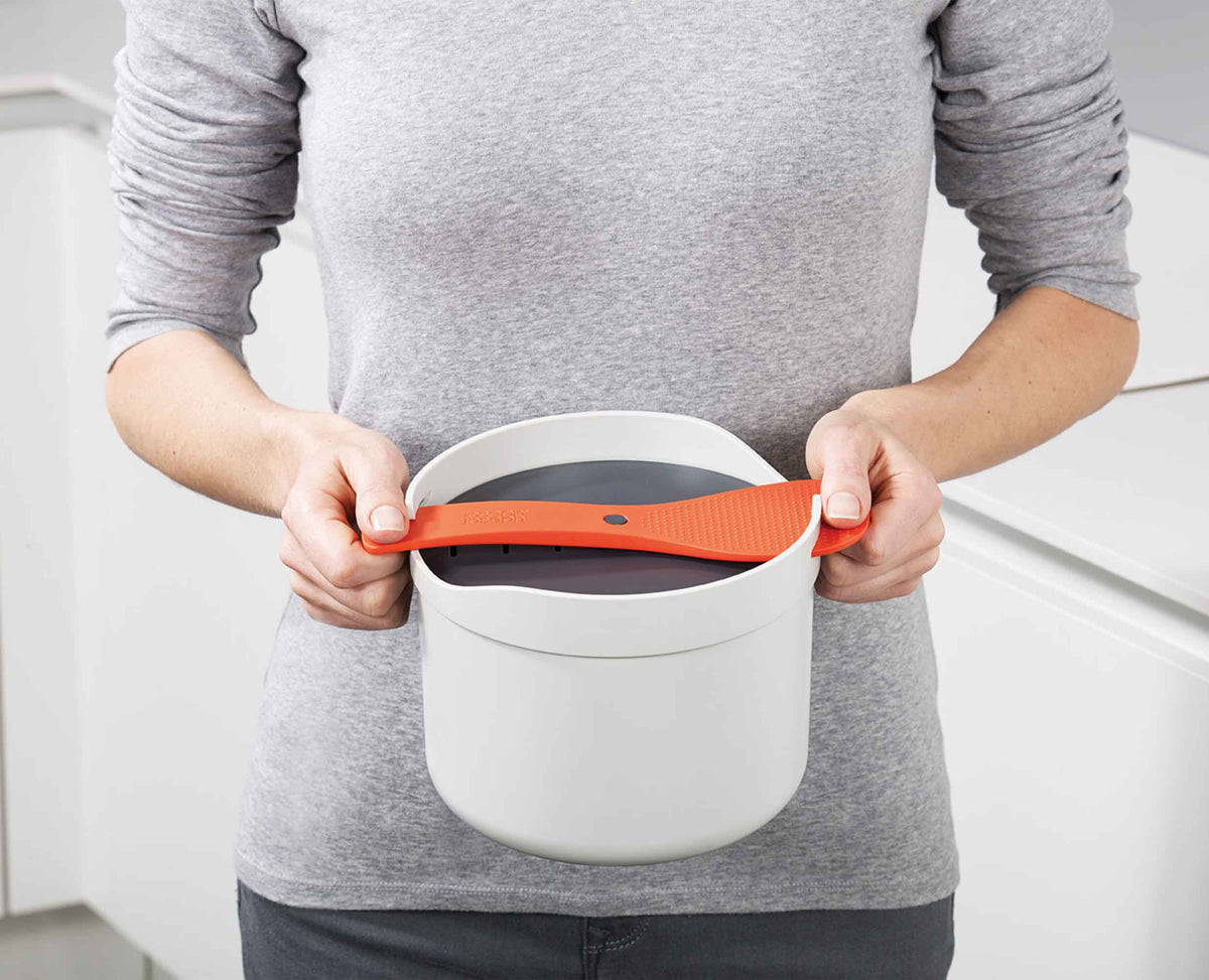 M-Cuisine™ Microwave Rice Cooker | Joseph Joseph US